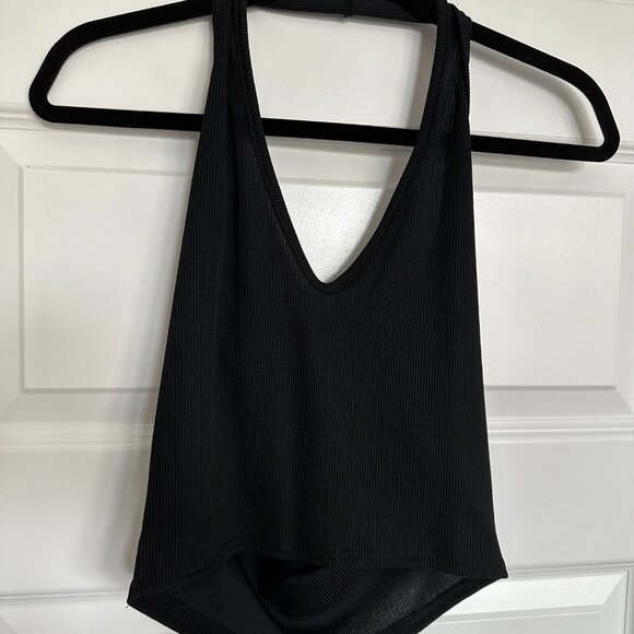 NWT Nasty Gal Smart Aleck Halter Top in Black - Picture 3 of 3